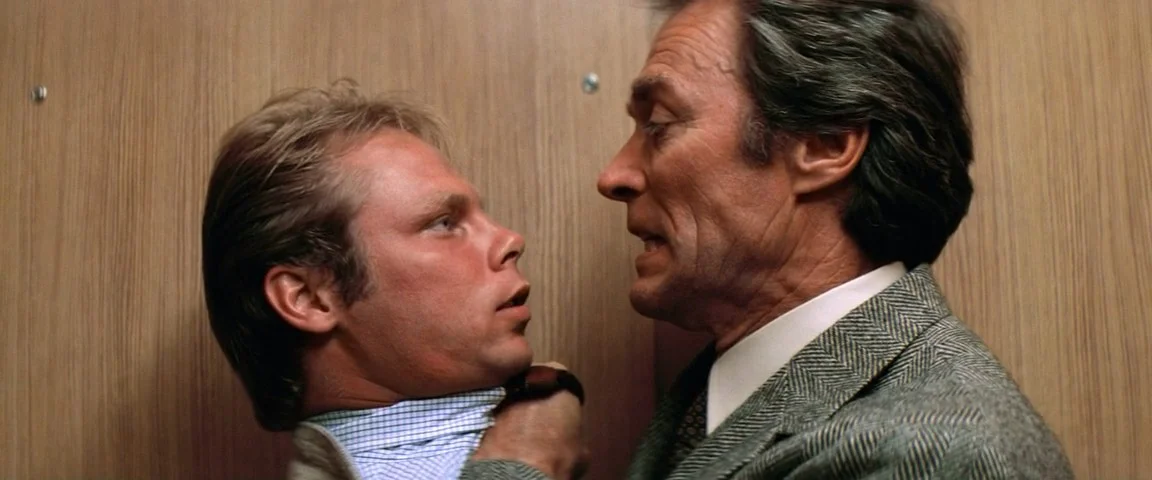 Кадр из фильма Грязный Гарри 4: Внезапный удар / Dirty Harry 4: Sudden Impact Кадр из фильма Грязный Гарри 4: Внезапный удар / Dirty Harry 4: Sudden Impact