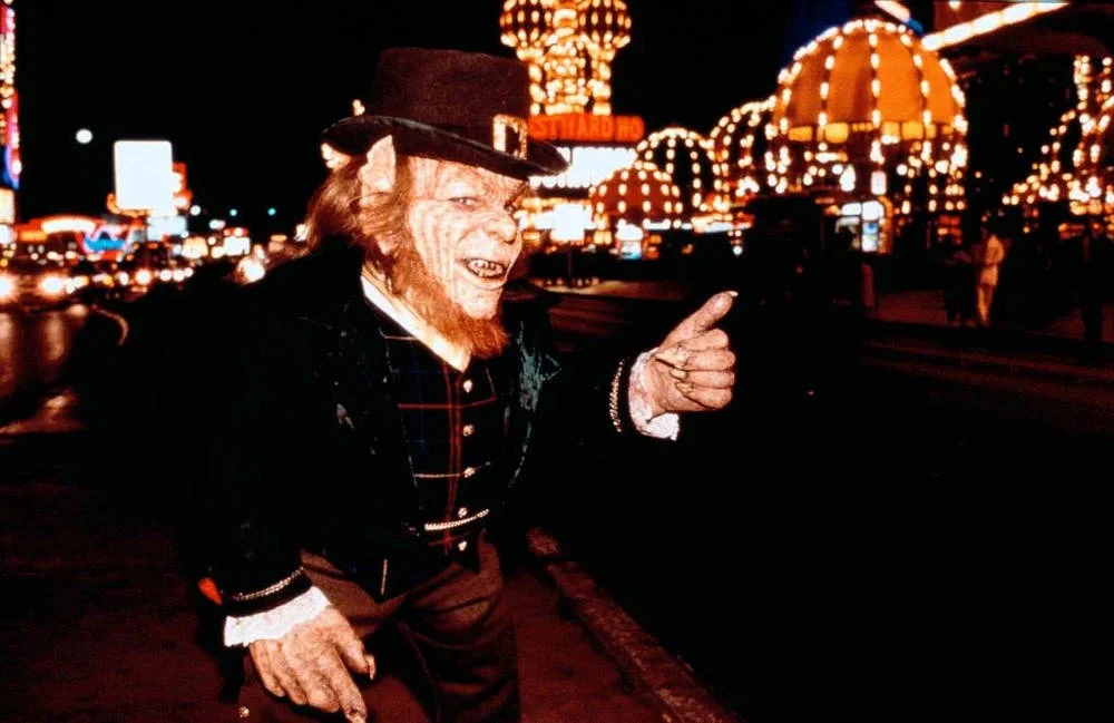 Сцена из фильма Лепрекон 3: Приключения в Лас-Вегасе / Leprechaun 3 Сцена из фильма Лепрекон 3: Приключения в Лас-Вегасе / Leprechaun 3