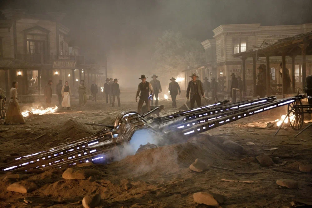 Кадр из фильма Ковбои против пришельцев / Cowboys & Aliens Кадр из фильма Ковбои против пришельцев / Cowboys & Aliens