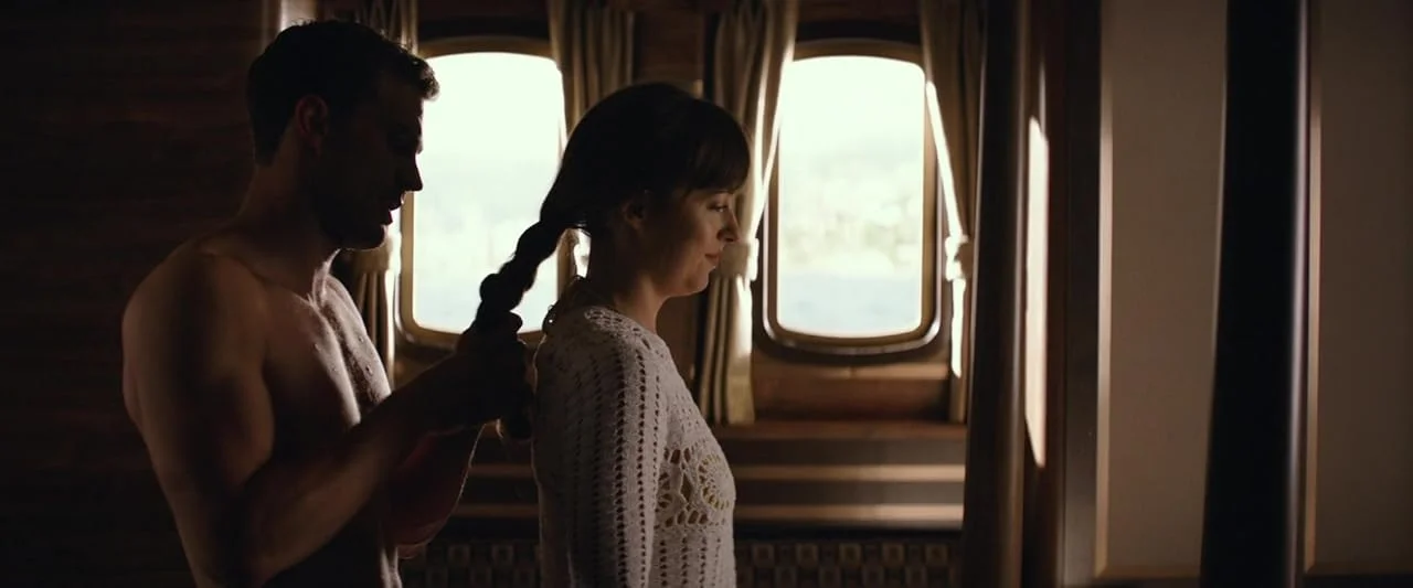 Кадр из фильма Пятьдесят оттенков свободы / Fifty Shades Freed Кадр из фильма Пятьдесят оттенков свободы / Fifty Shades Freed